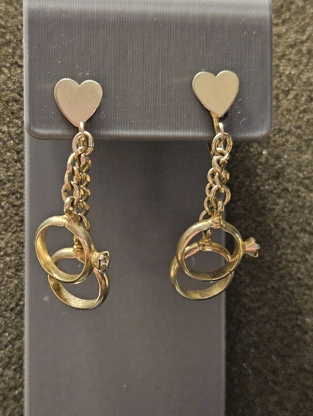 Vintage Gold Tone Heart Drop Chain Rings Screw On Earrings.